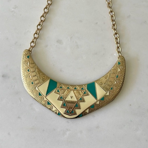 + SPARKLING SAGE + Tribal Necklace - Picture 2 of 8